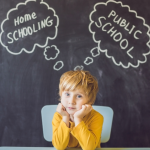 Sérgio Bento De Araújo analisa como escolas públicas e privadas podem trocar aprendizados e evoluir juntas a partir de indicadores reais de qualidade.